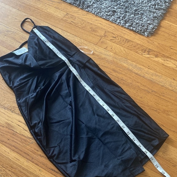 Fashion Q Black Waist Wrap Around Mini Spaghetti Dress Size Medium - Picture 12 of 12